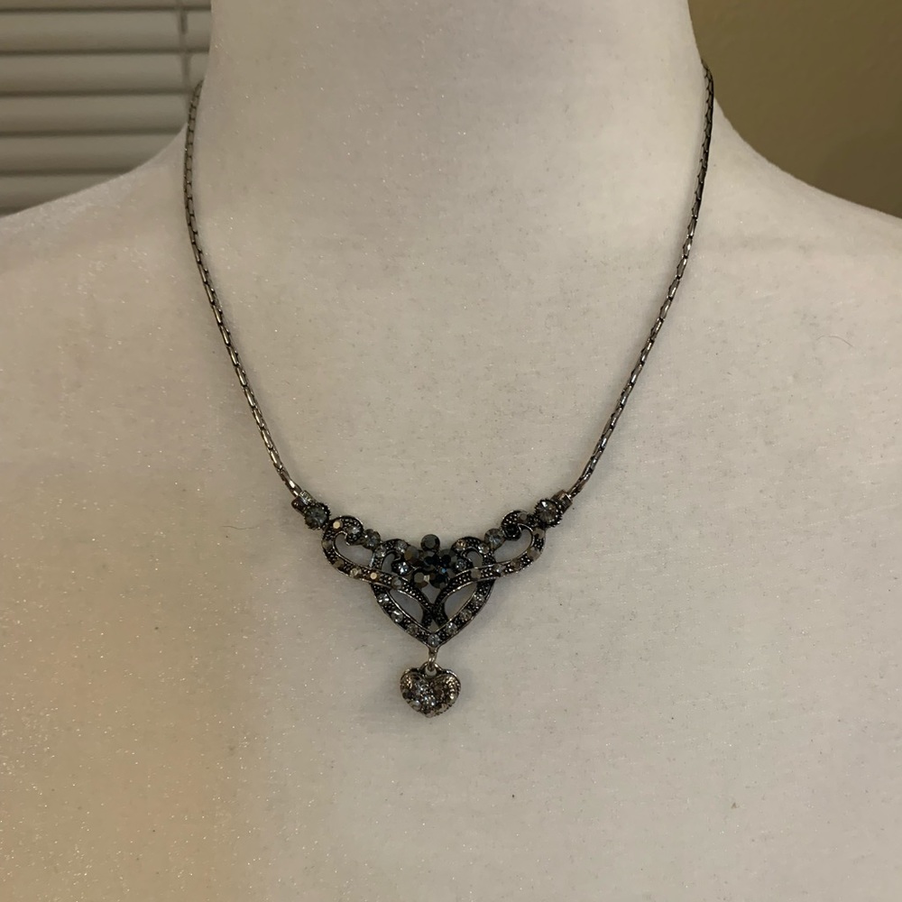 Necklace and earrings set